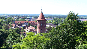Der Wasserturm von Bad Segeberg (© toedti2000 / pixelio.de)