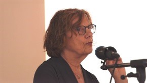 Dr. Sylvina Zander, Lübeck, bei ihrem Vortrag im Landesarchiv am 15. Juni 2021