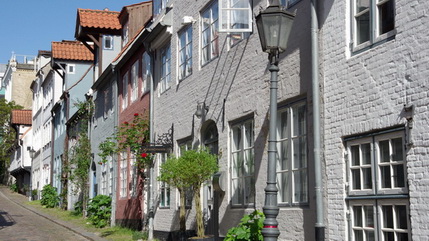 Flensburg, Blick in eine historische Straße